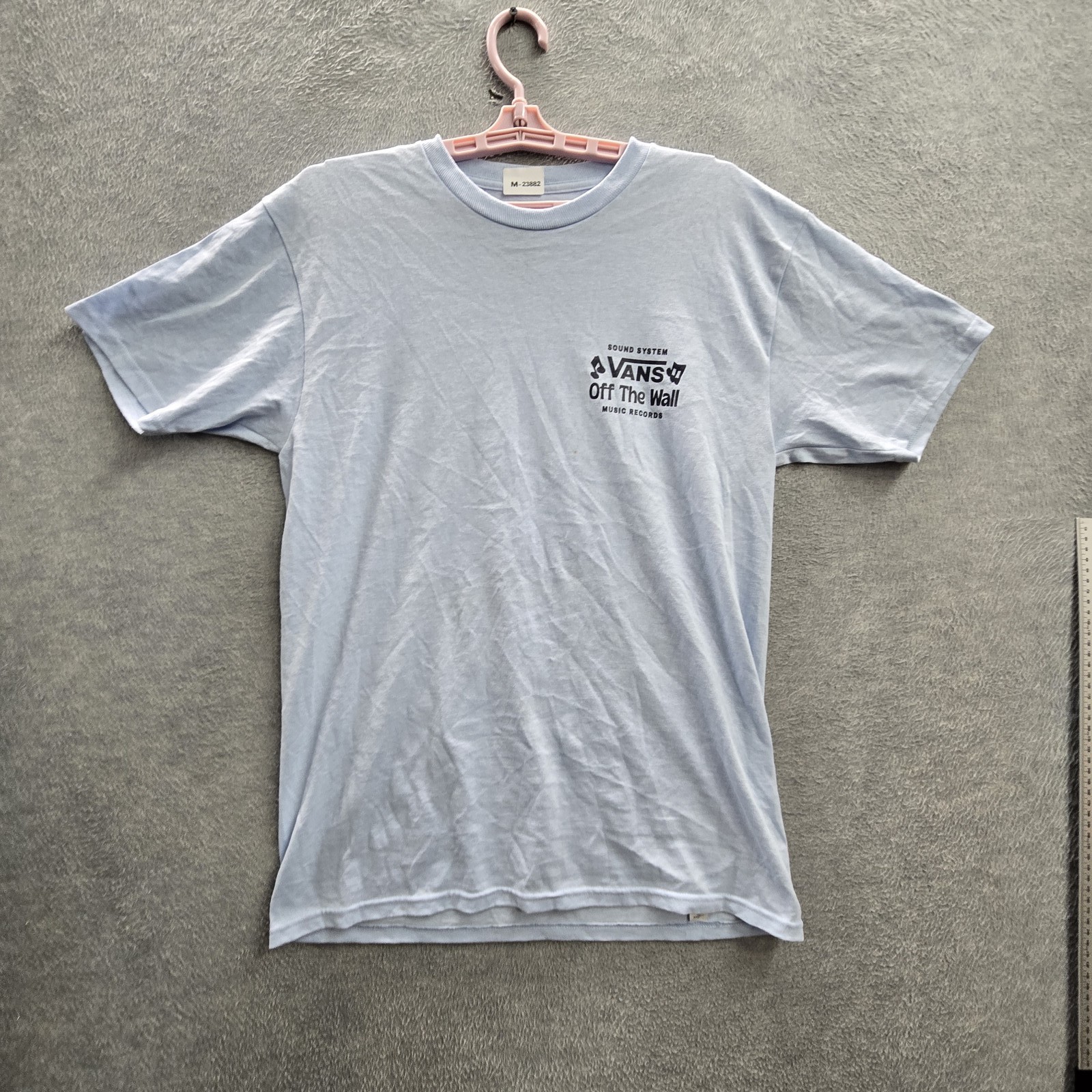 Vans Men Shirt MEDIUM Light Blue Graphic Rabbit Record Logo Regular Fit