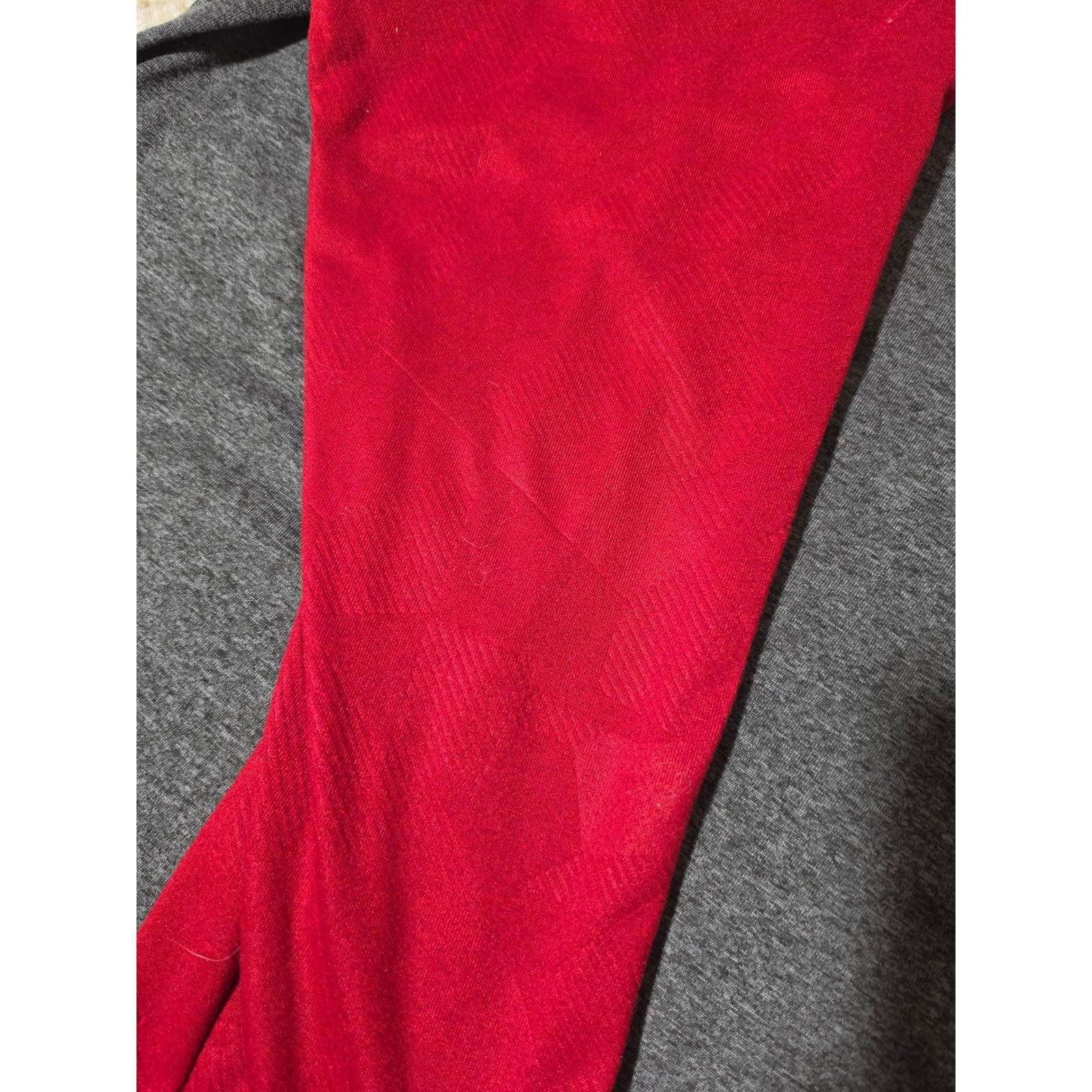 Nike Cincinnati Reds MLB Shirt Mens Medium Grey Red Excellent Raglan 3/4 Sleeve gallery