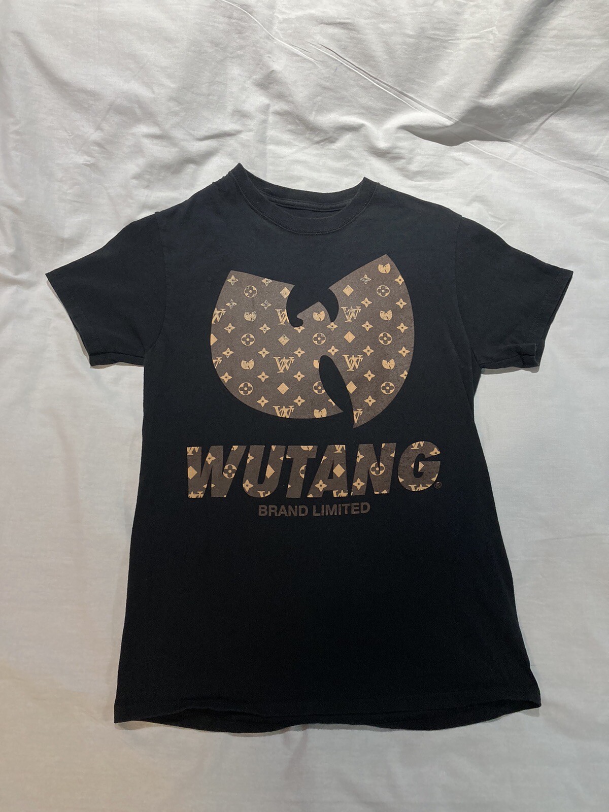Wutang Brand Limited T-shirt! Size Small gallery