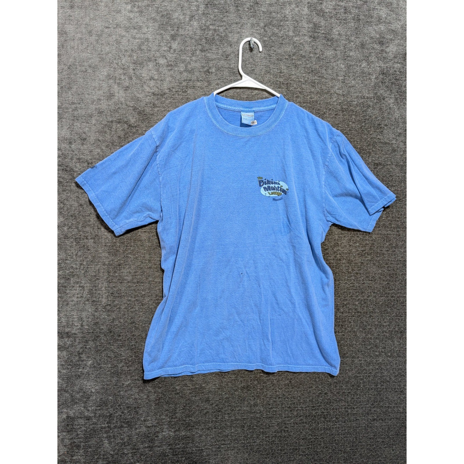 Crazy Shirts Mens Large Blue Hawaii Dyed Bikini Martini Lounge Hawaii T-Shirt gallery