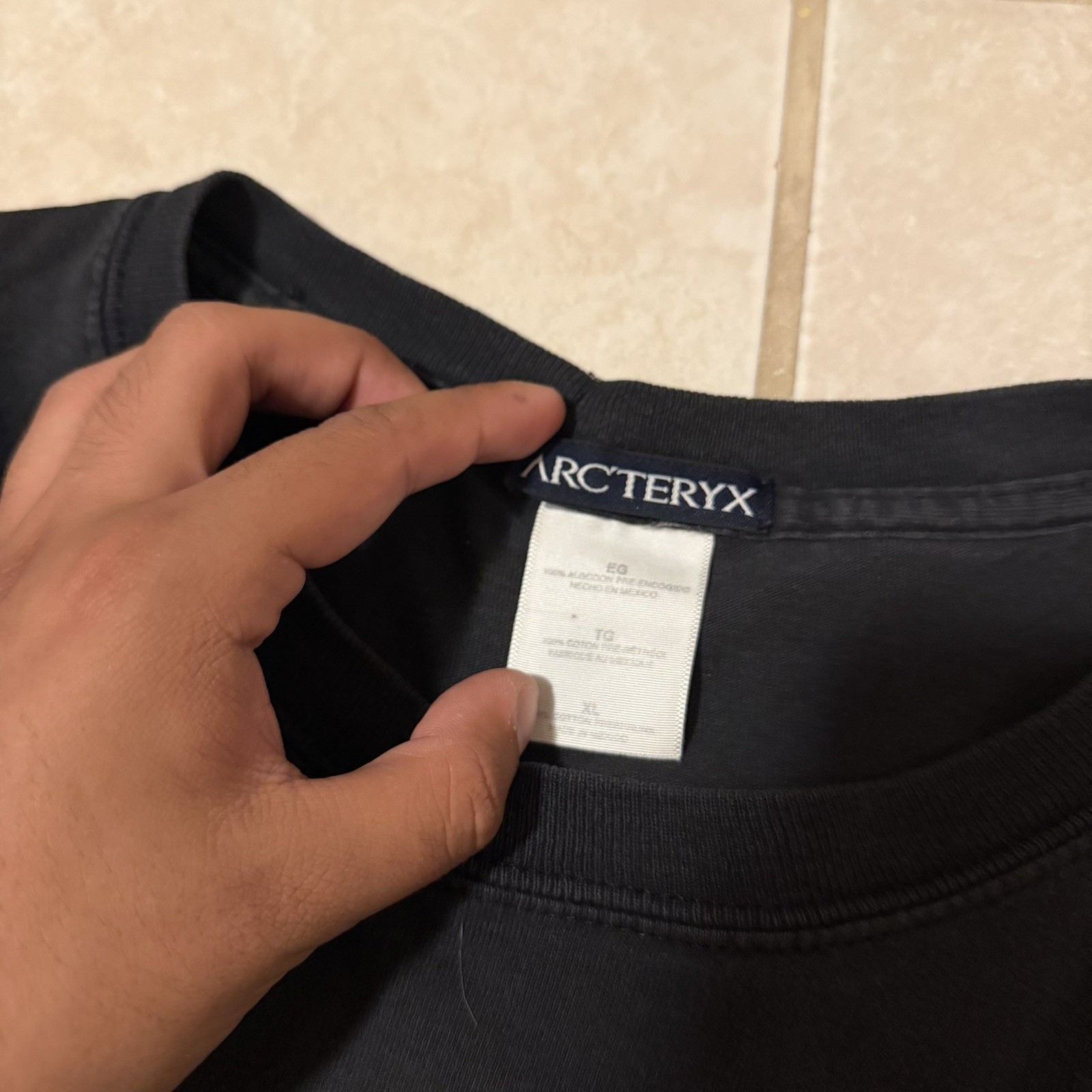 Rare Vintage 90s Arcteryx promo tshirt size XL gallery