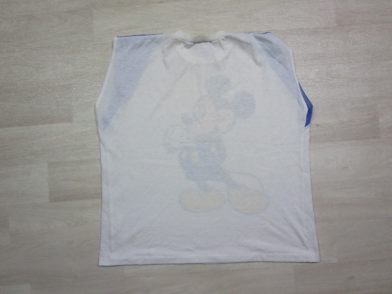Vintage Walt Disney Mickey Mouse (M) Men's 1980's Graphic T Shirt USA Cartoon gallery