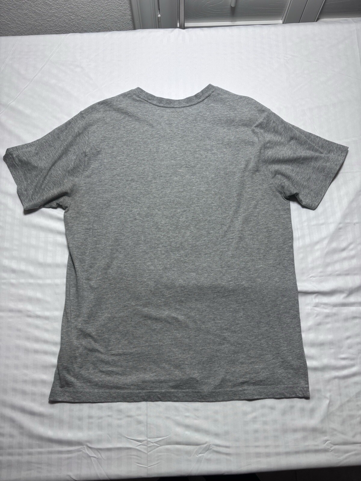 Reebok Spell Out Logo Sports Athletic Gray Short Sleeve Shirt Men’s Size Large gallery