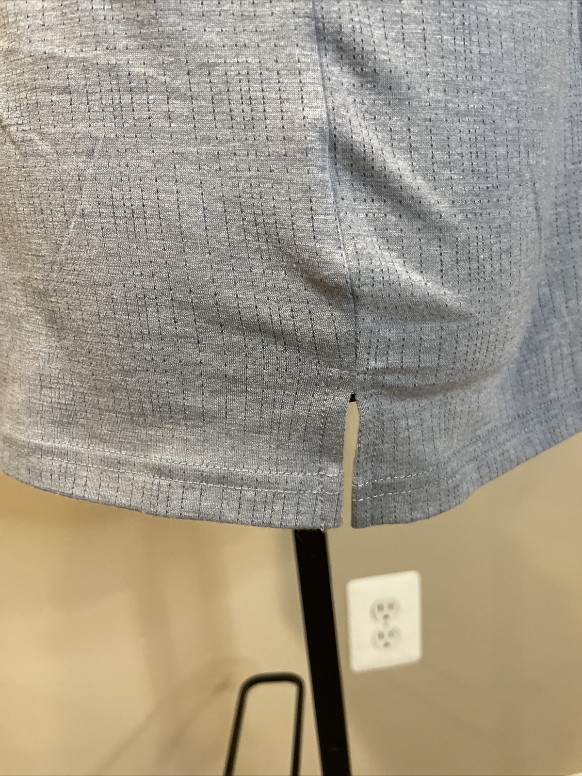 Avalanche Outdoor Supply Axel T-shirt Zipper Chest Pocket Grey Mens Size XL gallery