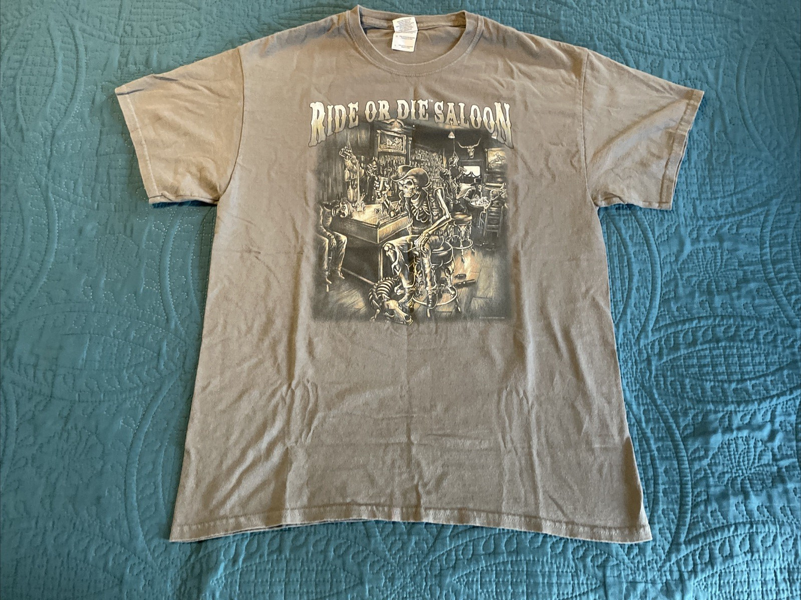 Ride or Die Saloon 2010 Gray T-shirt Gilden Tombstone AZ Large gallery