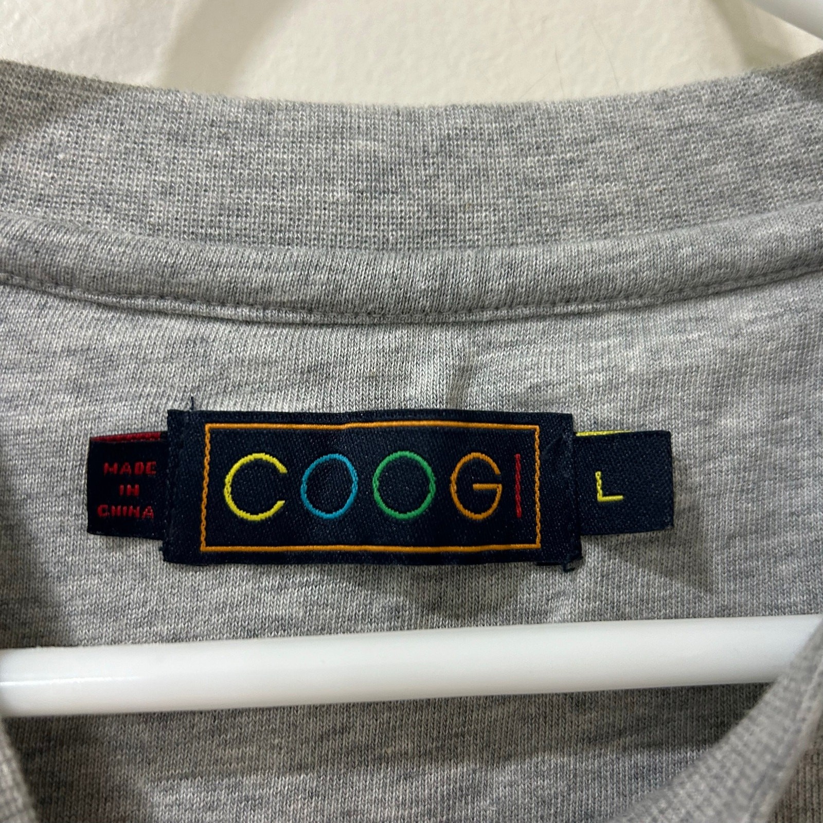 Coogi Vintage Mens Sz Large Gray Short Sleeve T Shirt Embroidered Logo Patterned gallery