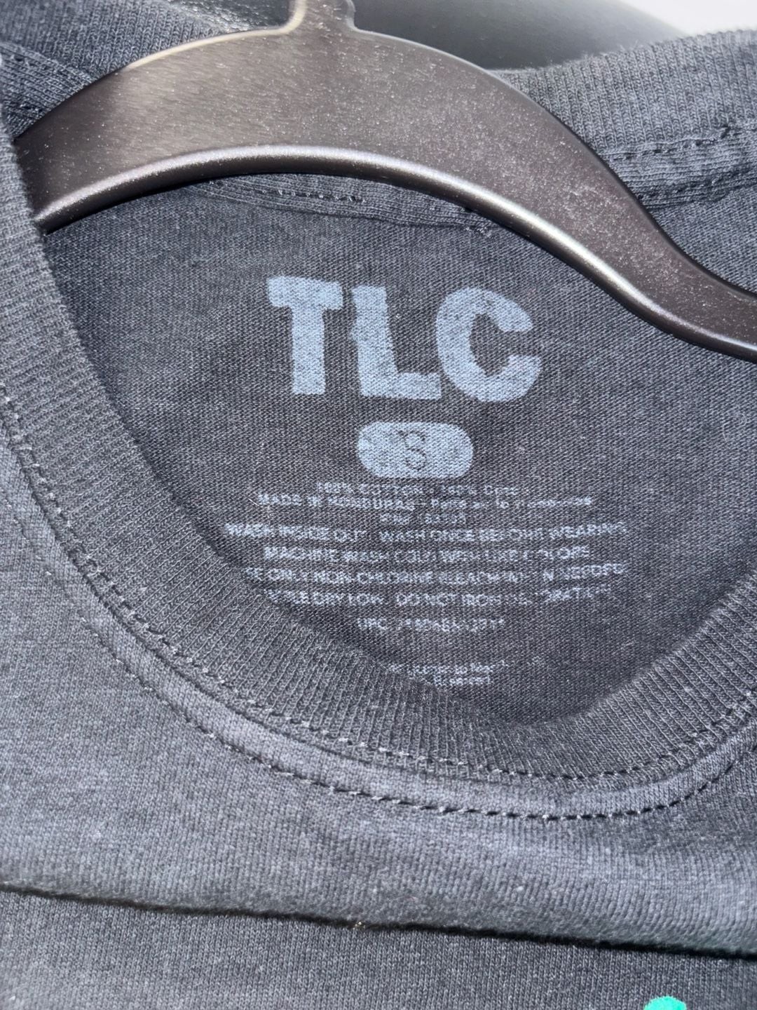 TLC Oinaba Band Graphic Print T-Shirt gallery