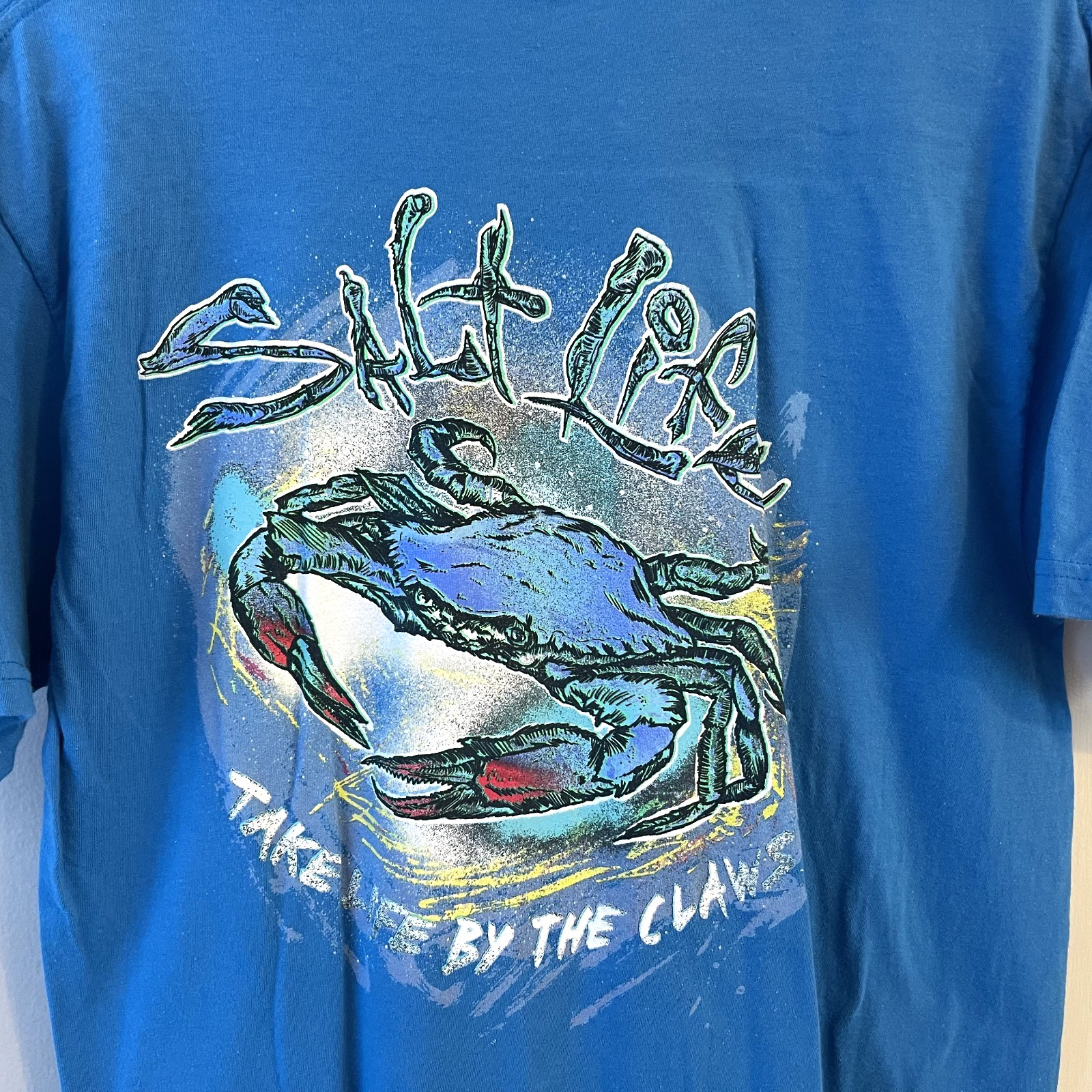 Salt Life Grab Life By The Claw Live Salty Beach Fishing Graphic Shirt Blue Sz M gallery