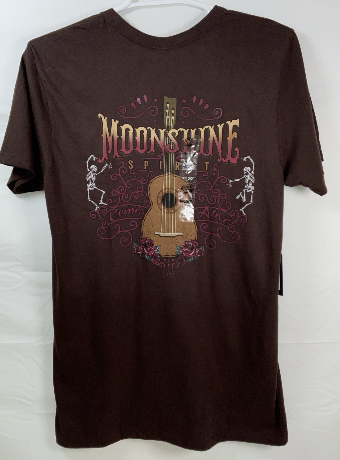 NWT Men’s Brad Paisley Moon Shine Spirit Comes Alive Guitar T-shirt Brown Medium gallery