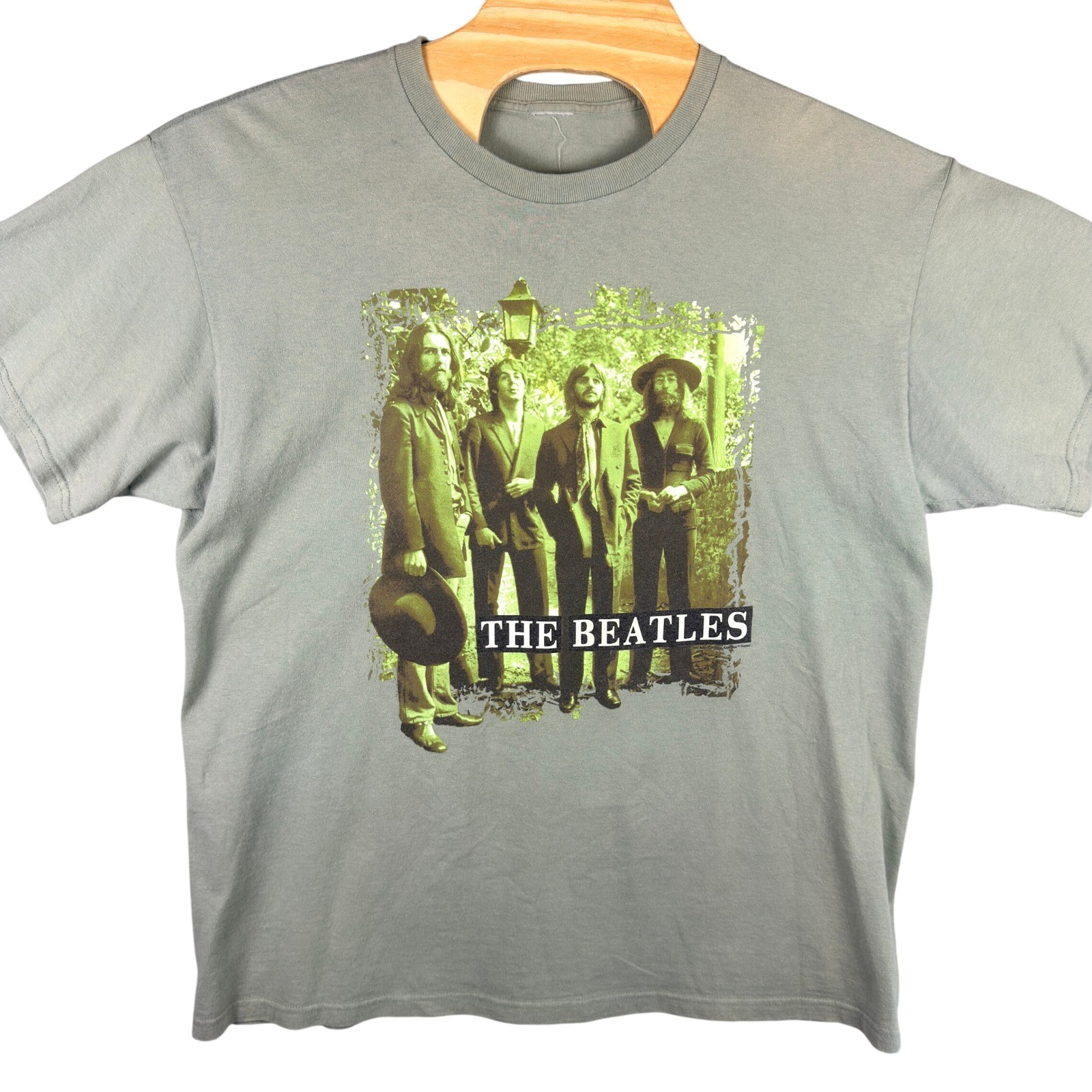 VINTAGE The Beatles T-Shirt Men Large Green 2002 Apple Corps Graphic Band Tee gallery