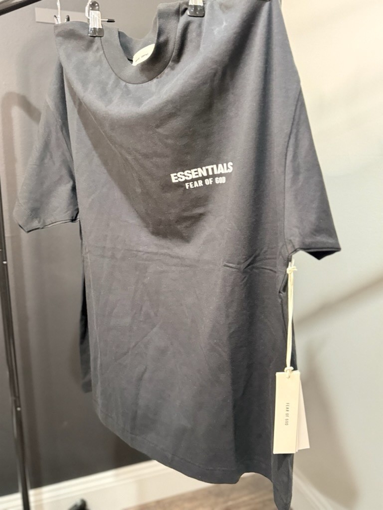 Essentials Fear of God ESSENTIALS Men's S Black Logo Graphic Crew T-Shirt gallery
