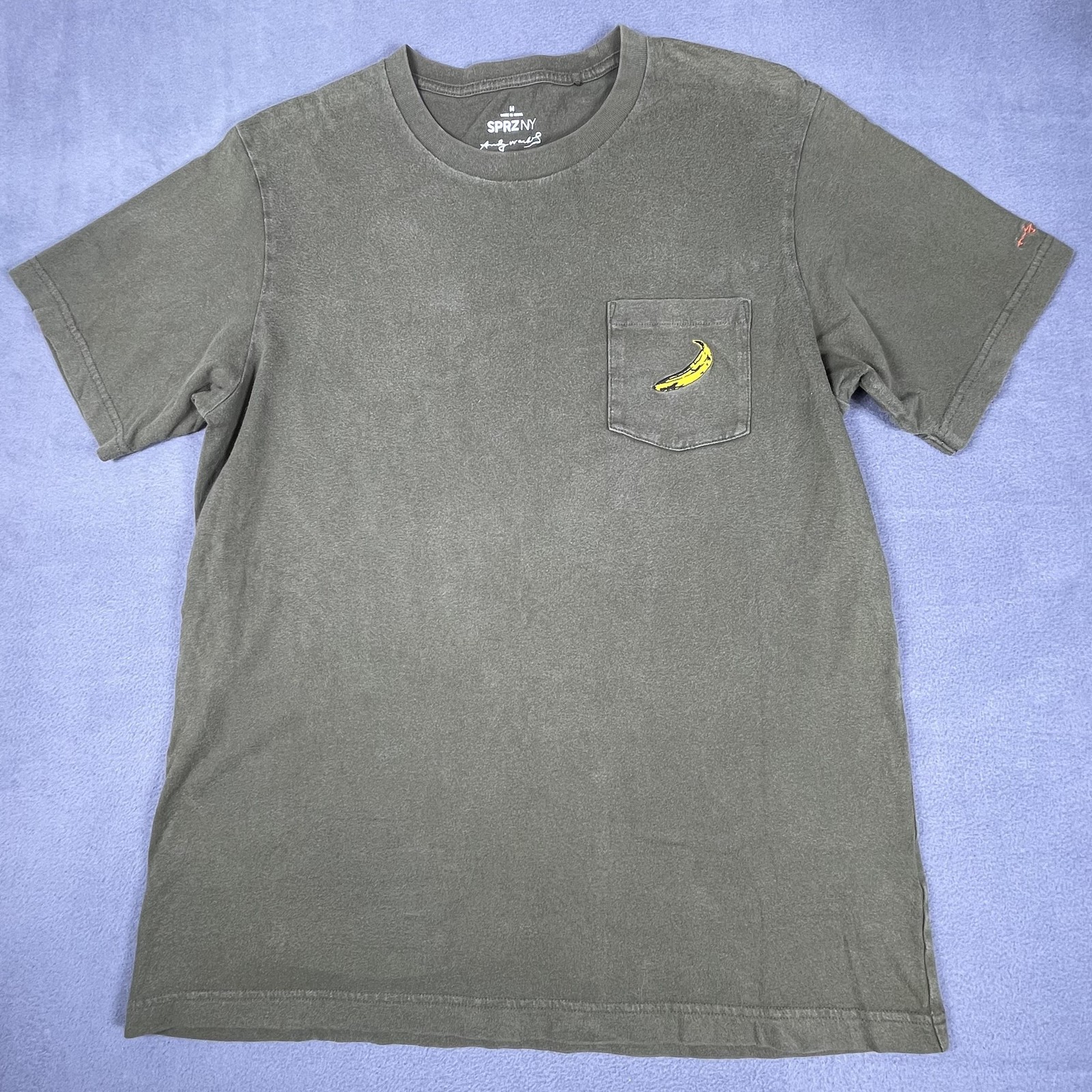 Uniqlo Shirt Mens Medium Olive Green SPRZ NY Andy Warhol Banana Pocket Tee Art