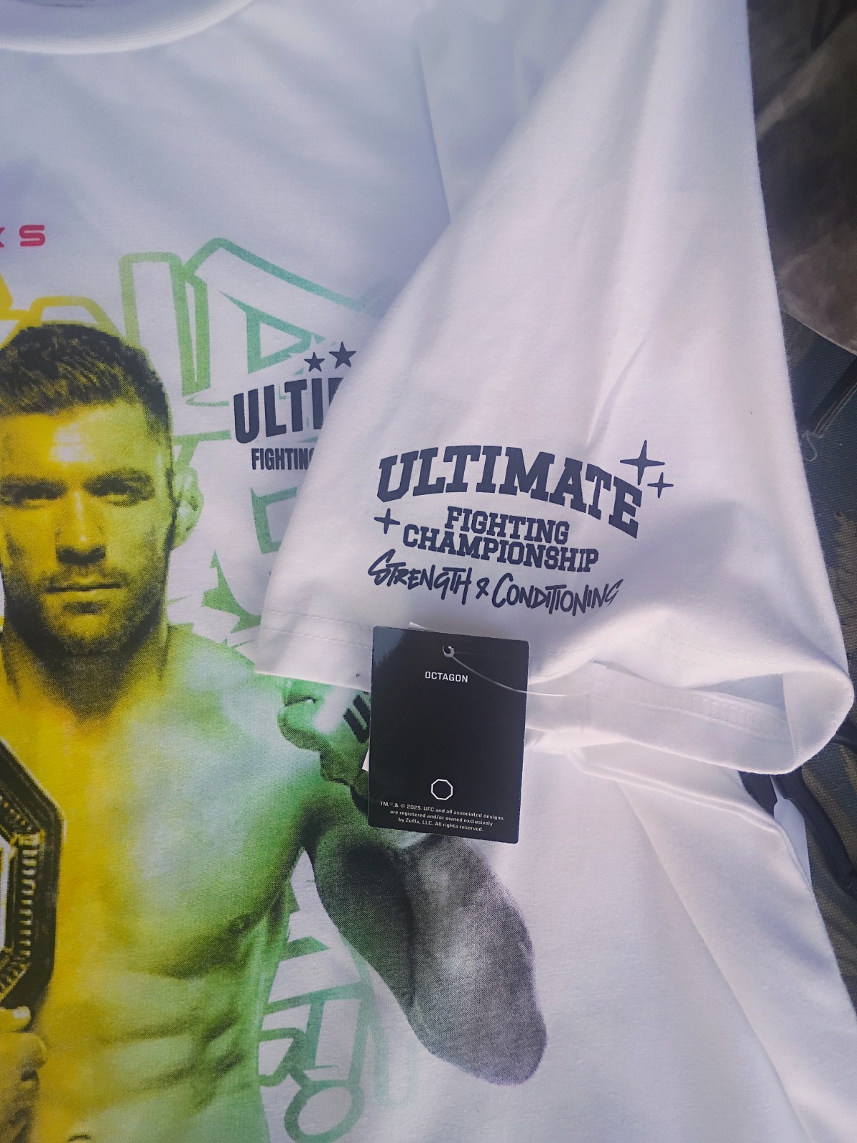 UFC Dricus Du Plessis Graphic T Shirt XL White Tee champion gallery
