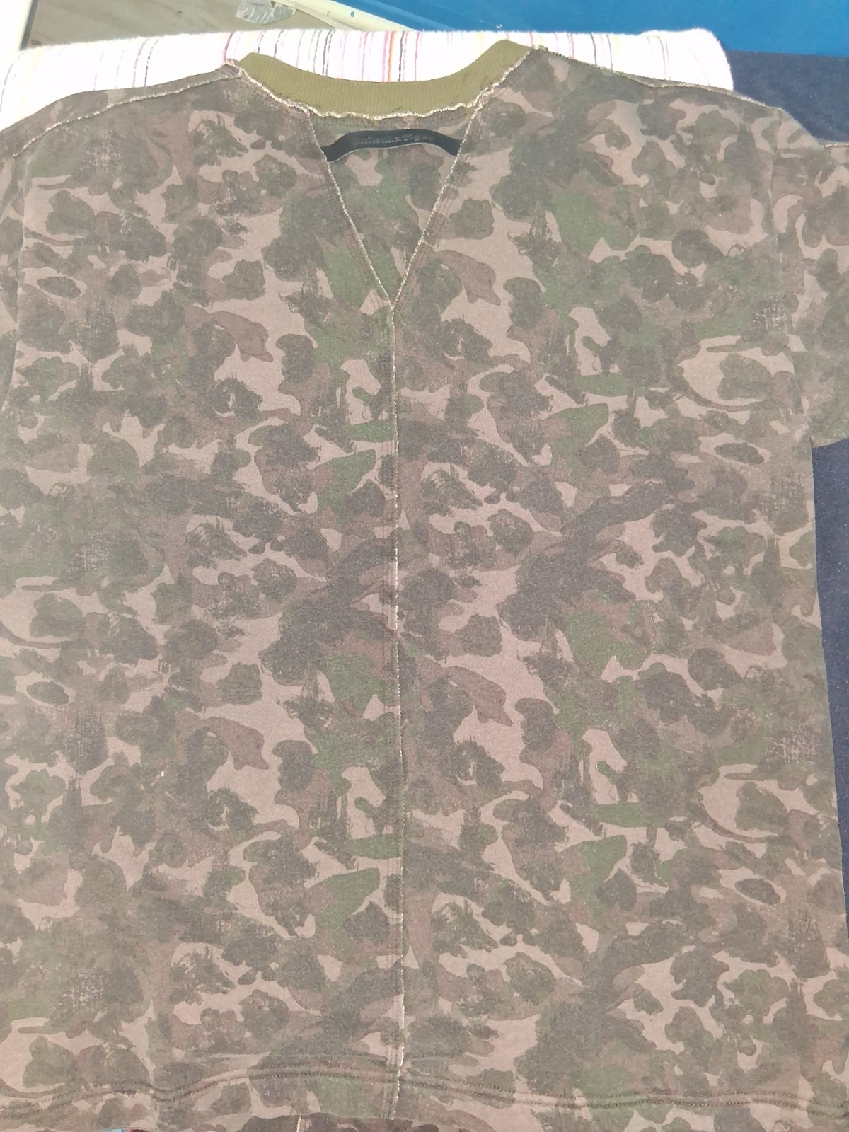 Men Onitsuka Tiger Andrea Pompilio L Shirt Short Sleeve Camouflage gallery