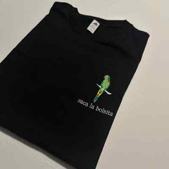Perico Stitched Shirt parakeet Saca La Bolsita Embroidered T-Shirt