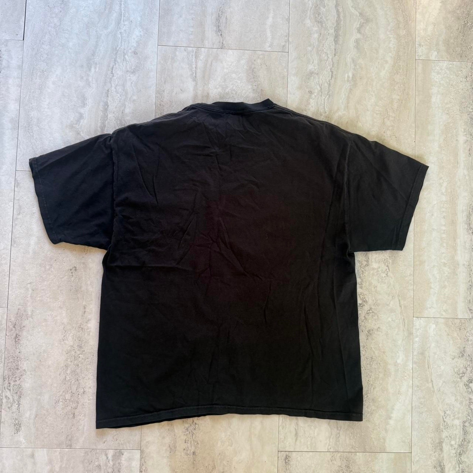 Vintage 90’s 2000’s Faded Black Chili Pepper Retro Graphic Tee gallery