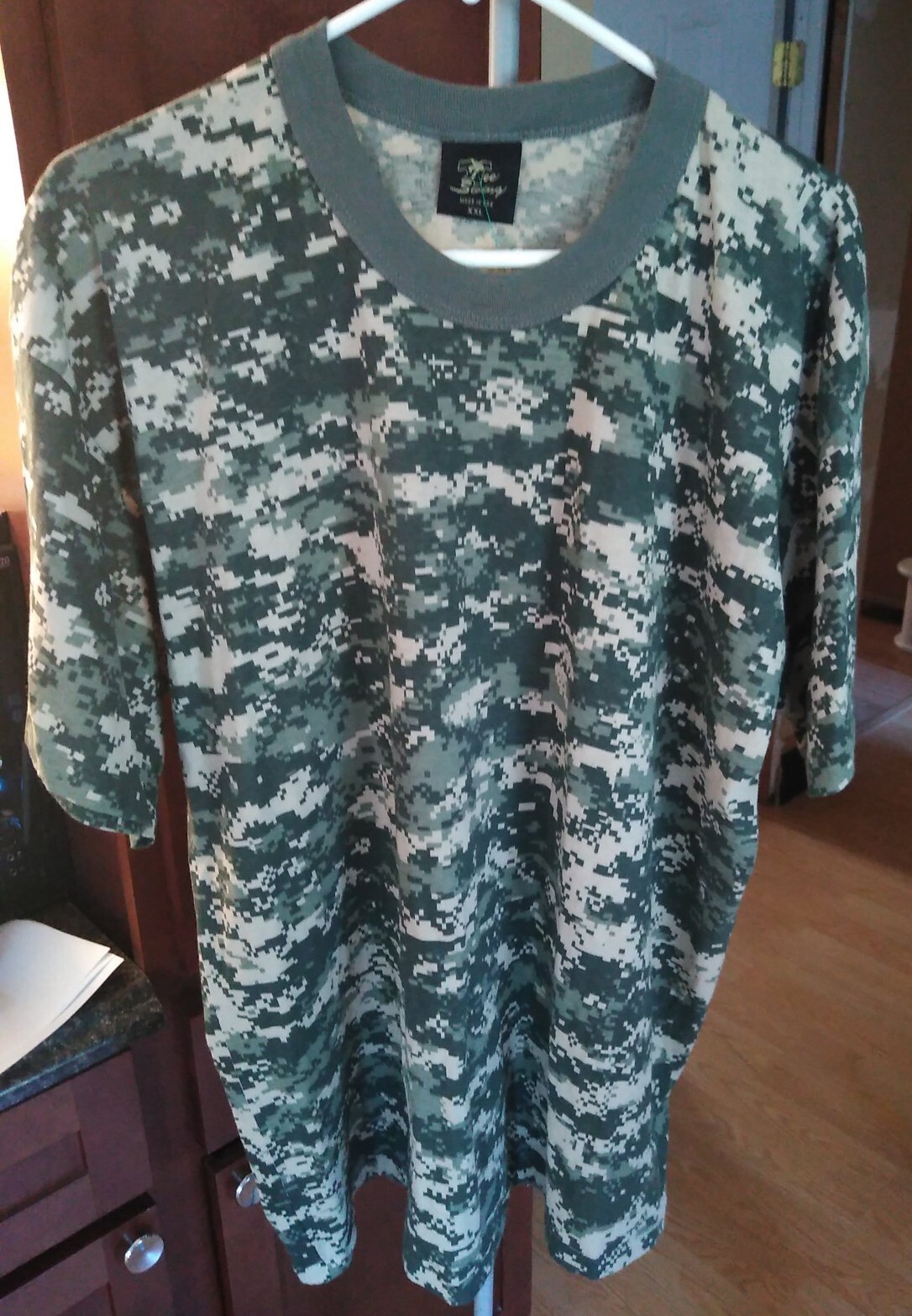 TEE SWING CAMMO T SHIRT 2XL COTTON/ POLY BLEND gallery