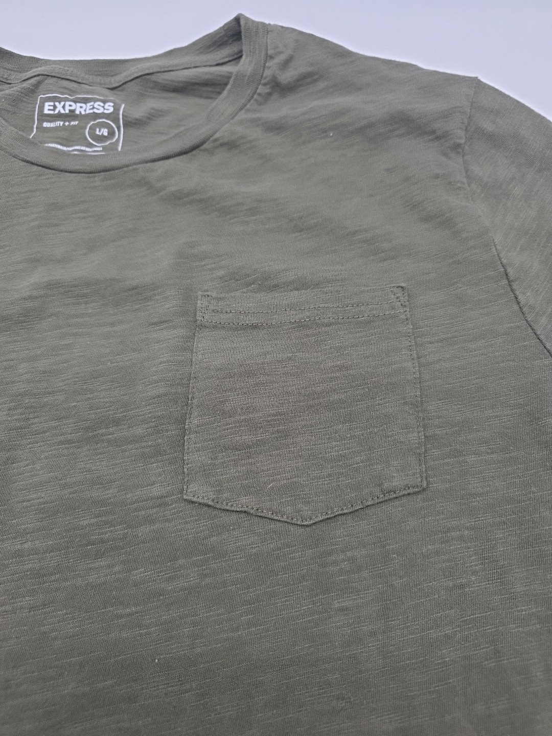 Express T-Shirt Men L Green Pocket Solid Cotton Tee. #46148 gallery