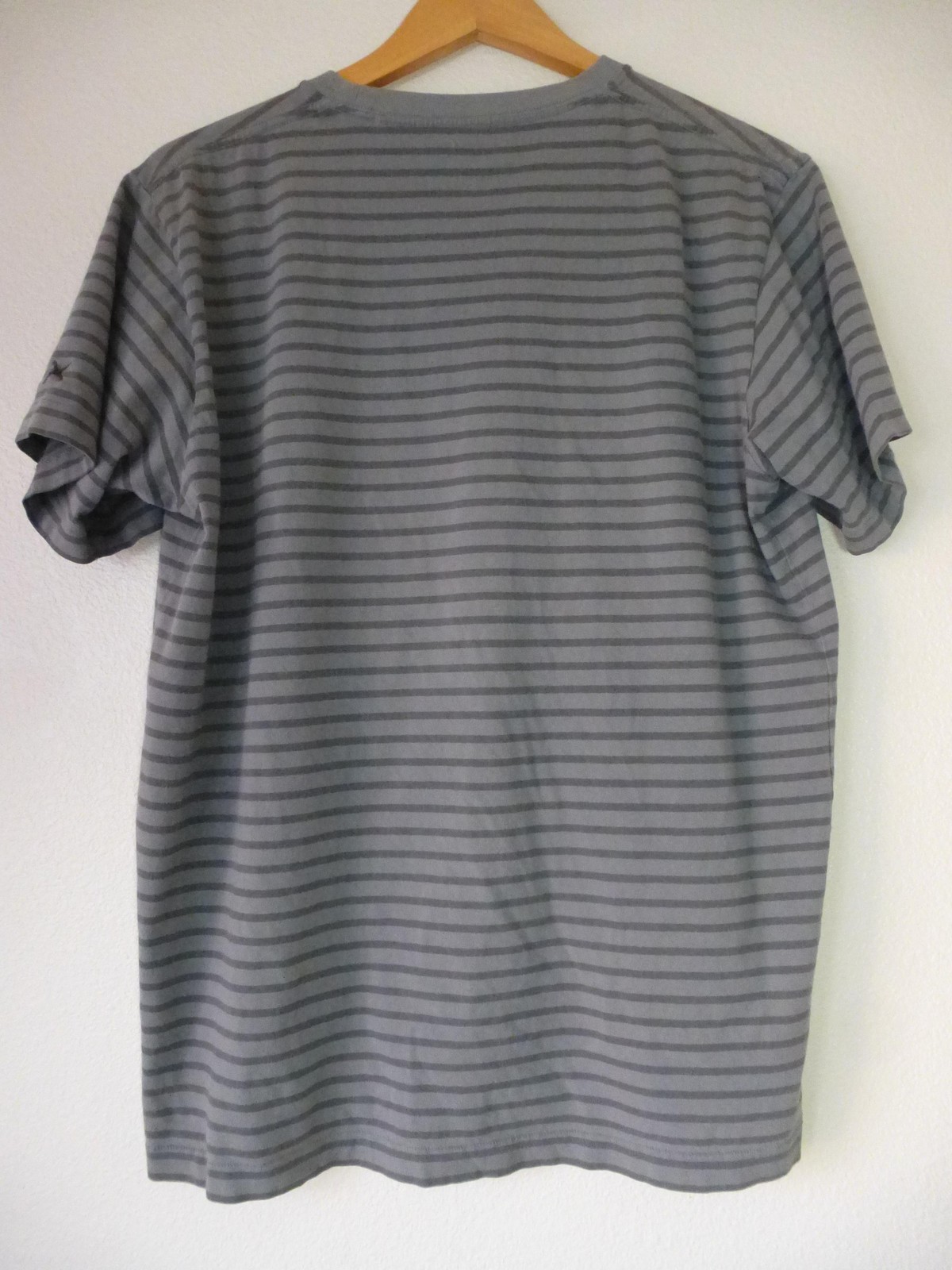 Uniqlo KAWS T Shirt Mens Large BFF Gray Striped Graphic Tee UT Short Sleeve Tee gallery