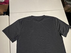 Vuori Shirt Men’s Large Zephyr Tech Tee T Gym Yoga Gray Casual V191 Polyester
