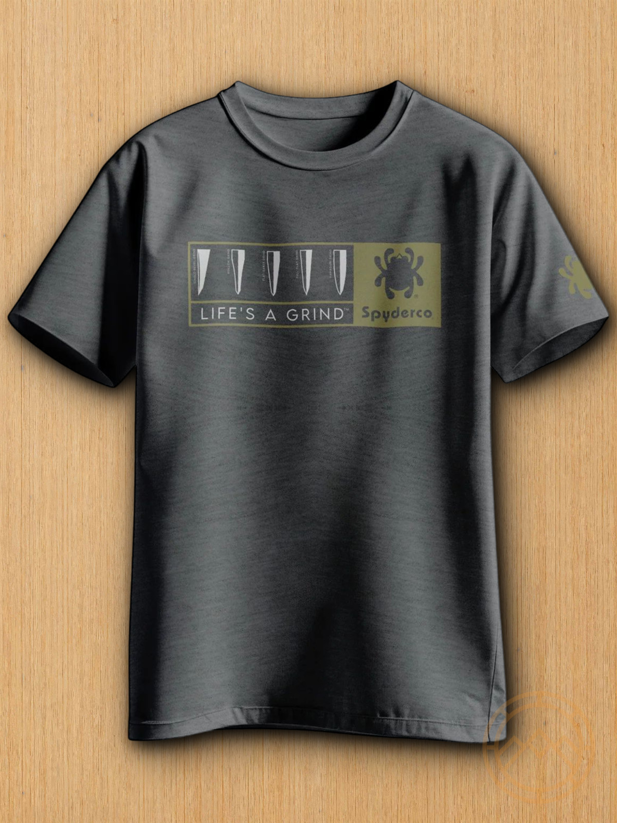 Spyderco Life's A Grind T-Shirt Large 65% Polyester 35% Cotton Heather Gray gallery