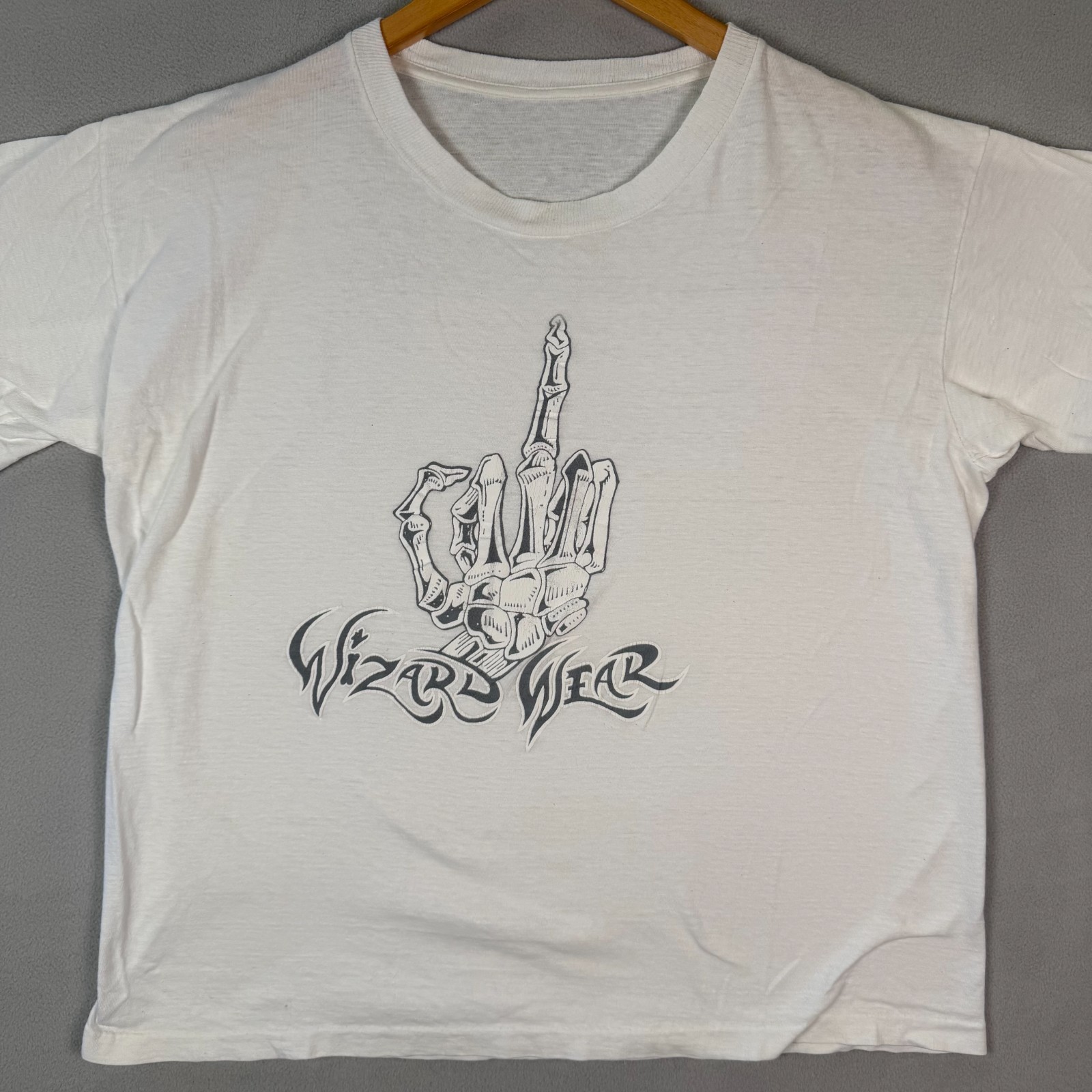VTG Middle Finger T Shirt M 21x23 Surf Skate Grunge Single Stitch Boxy 80s gallery