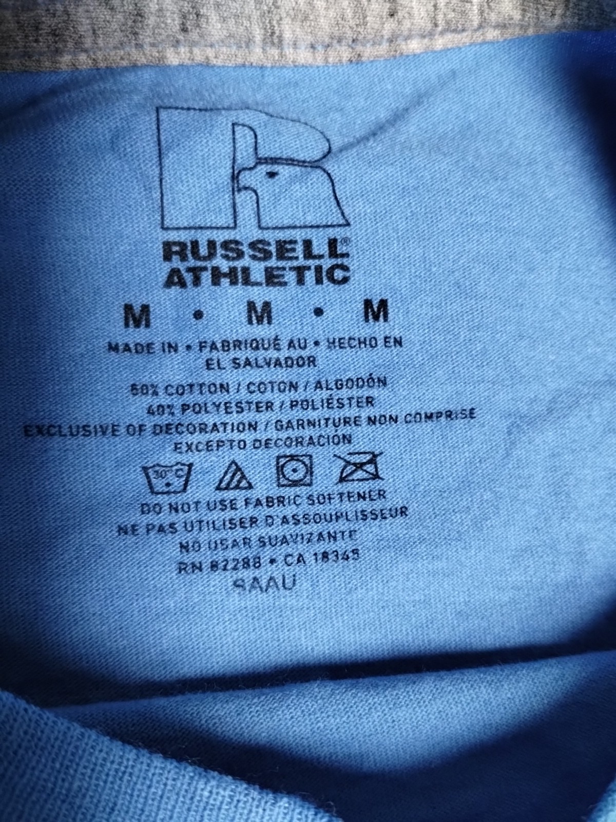 Russell Athletic Light Blue T-Shirt Short Sleeves (New With Tags) Size Medium gallery
