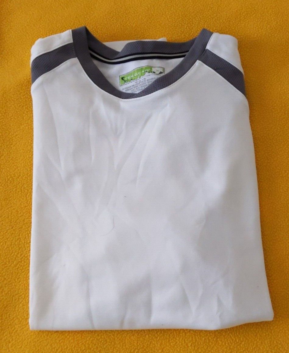 Tek Gear Mens Short Sleeve Classic Fit T-Shirt White and Gray Medium gallery