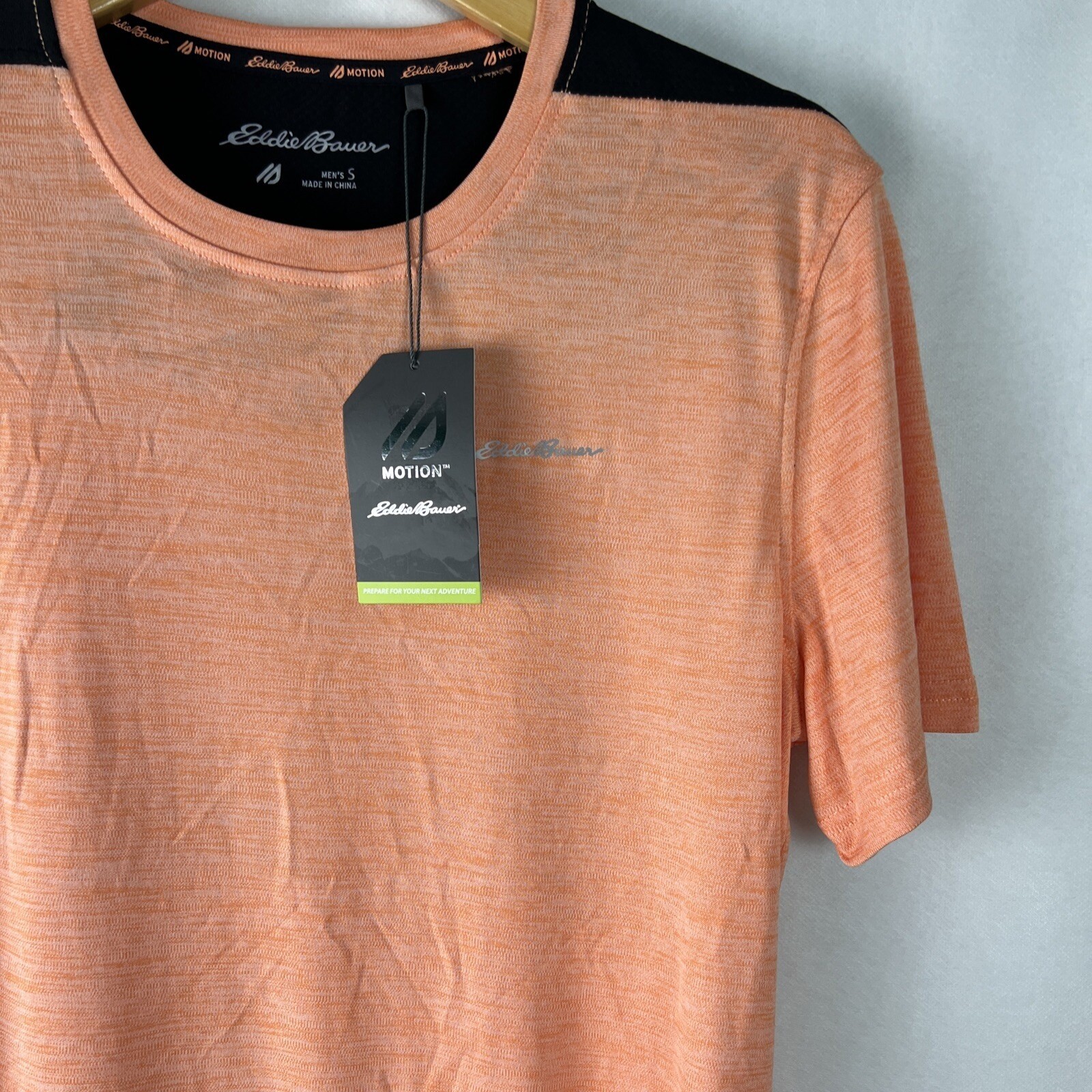Eddie Bauer Motion Men's Tee Size Small Active Short Sleeve Cantaloupe Orange A2 gallery