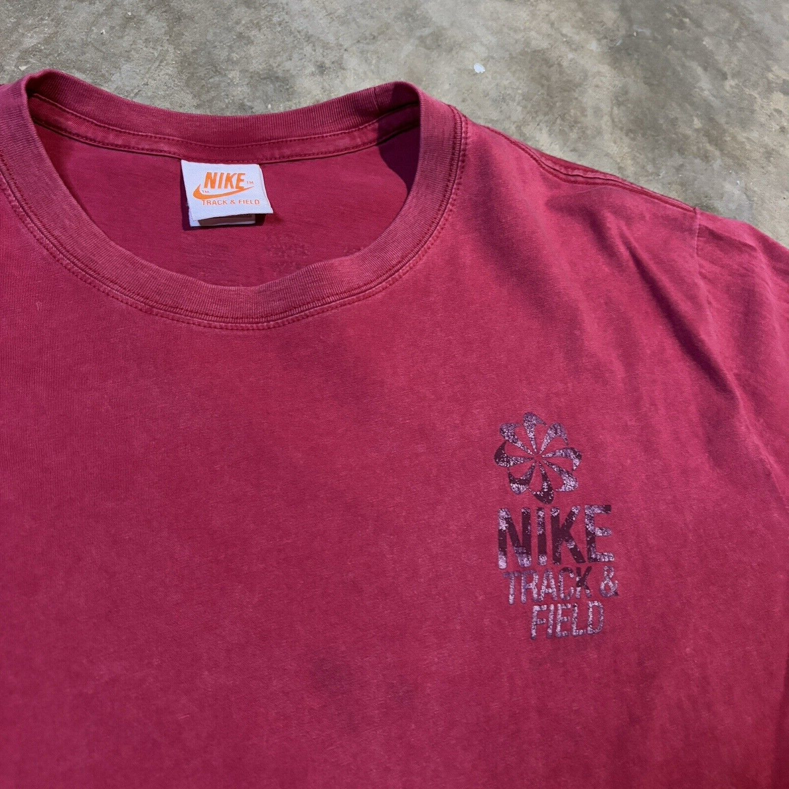 Nike Pinwheel Track & Field Graphic T Shirt Men's 2XL Red Organic Cotton gallery