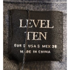 Level Ten T-shirt Men’s Size Small Gray Long Sleeve Crew Neck Causal NWT