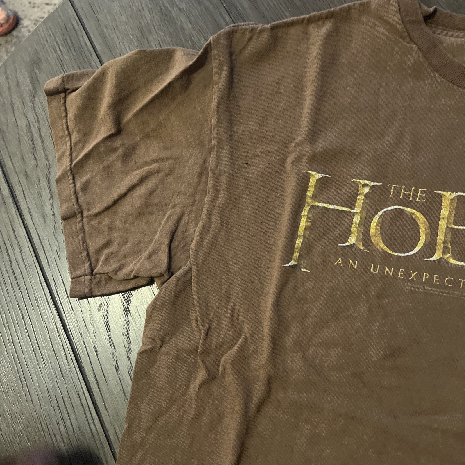 The Hobbit 2012 Promo T-Shirt L Vintage An Unexpected Journey Movie LOTR Tee gallery