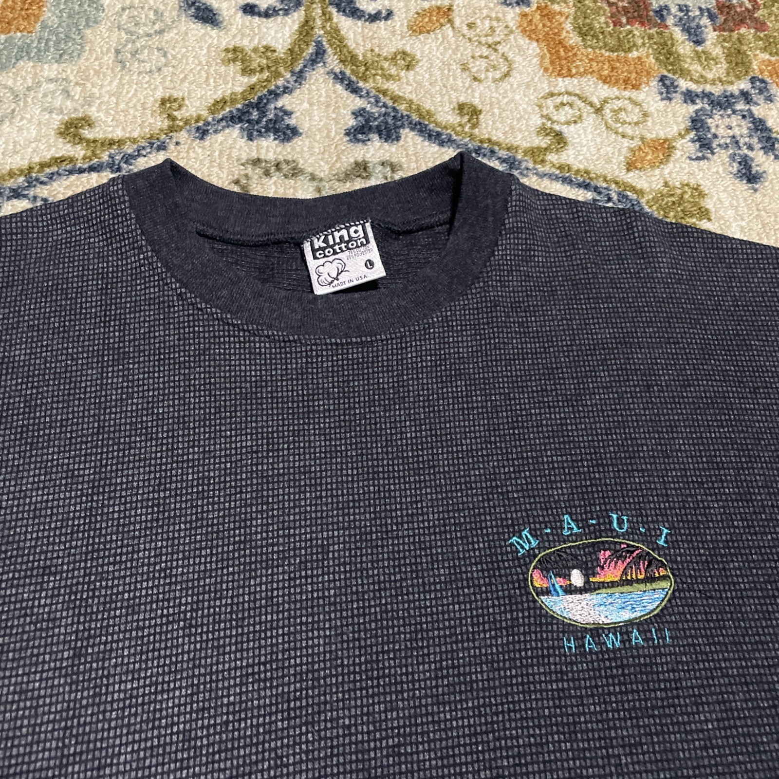 Vintage 90s Maui Hawaii Thermal Style T Shirt Sz L USA King Cotton Embroidered gallery