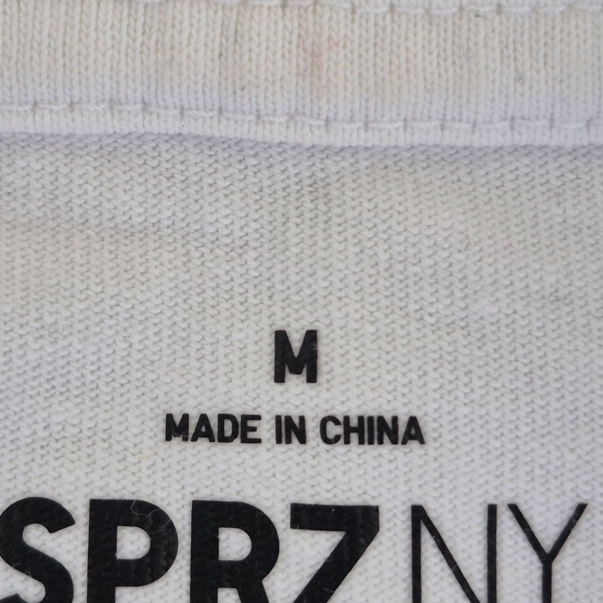 Uniqlo SPRZ NY T-Shirt Medium White Mens Cotton Short Sleeve Pullover gallery