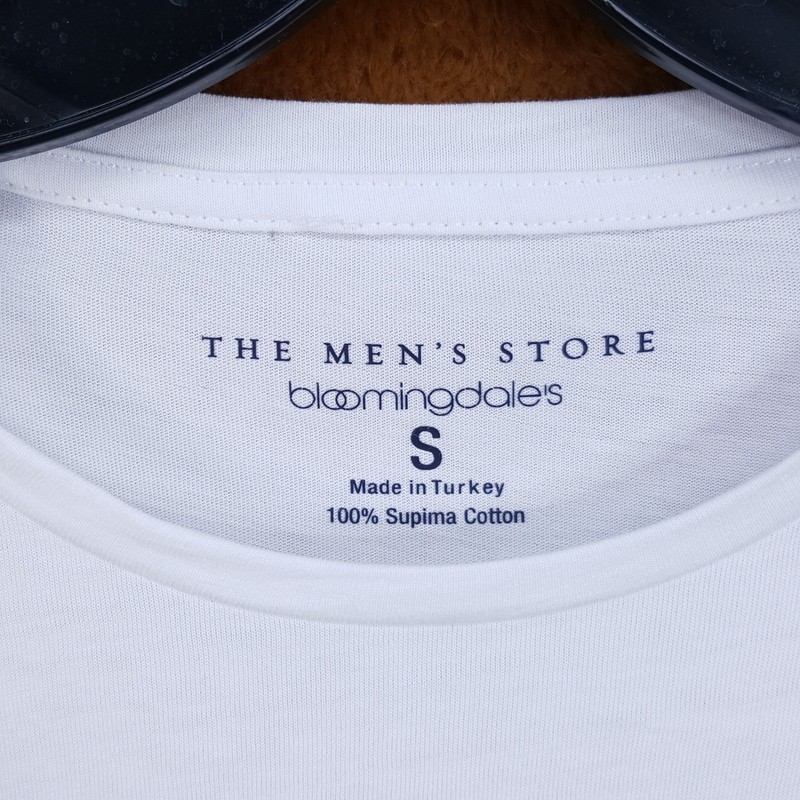 BLOOMINGDALES Shirt Mens Small White Pullover Crew Short Sleeve Supima Cotton gallery