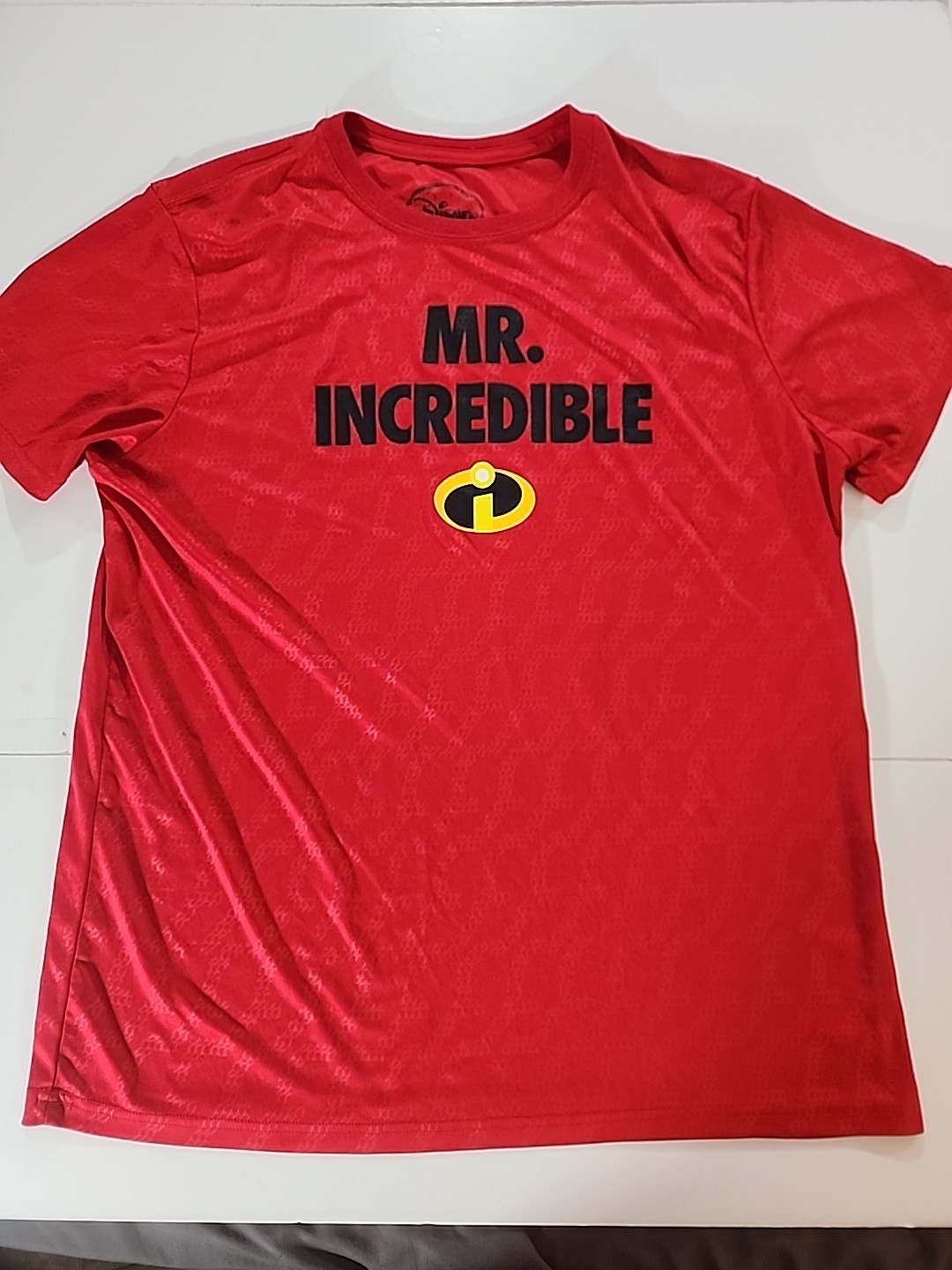 Disney Mr Incredible Shirt Men 2XL Red Embossed Pattern Athletic Performance Tee