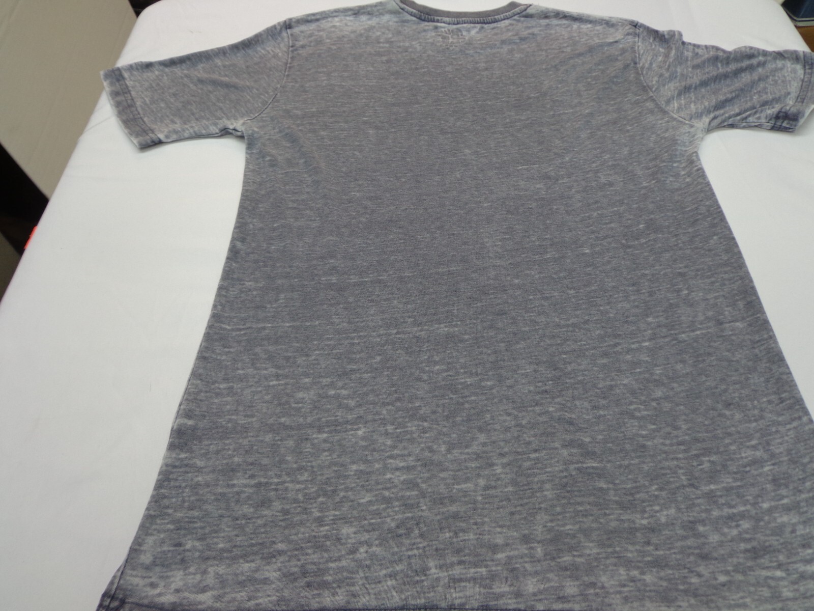 SEDONA Arizona Blue 84 Graphic T Shirt size Medium gallery