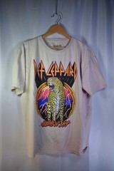Def Leppard High ‘N’ Dry Leopard Graphic Band T-Shirt XL 2023 Licensed Rock