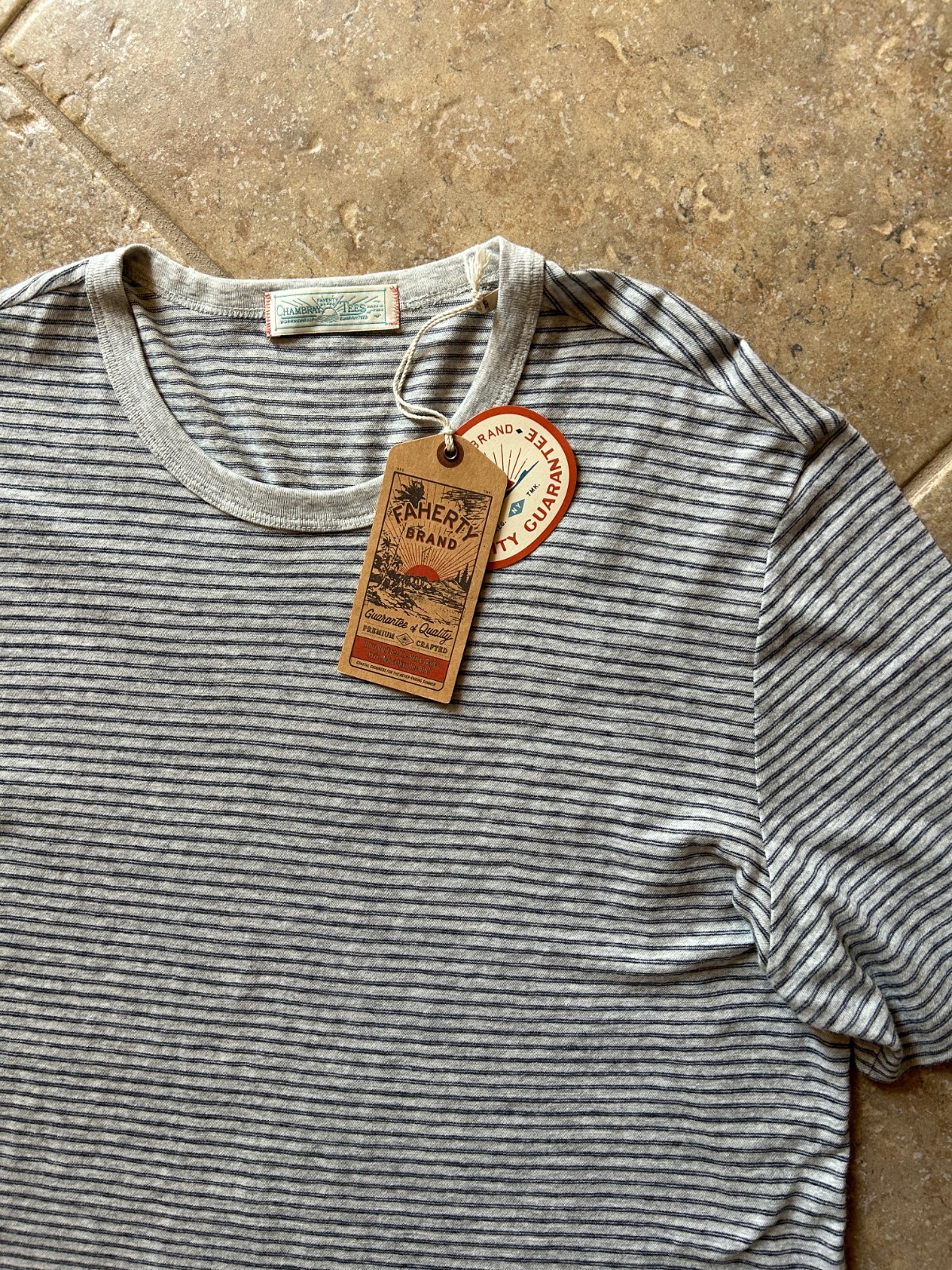 Faherty Vintage Chambray Tee T Shirt Men's XL Silver Sea Grey Striped $78 NWT gallery