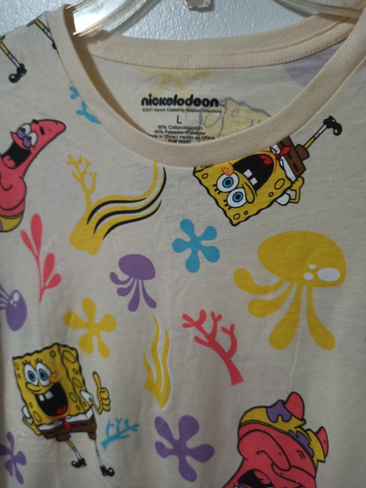 SpongeBob Square Pants Tshirt Size L gallery