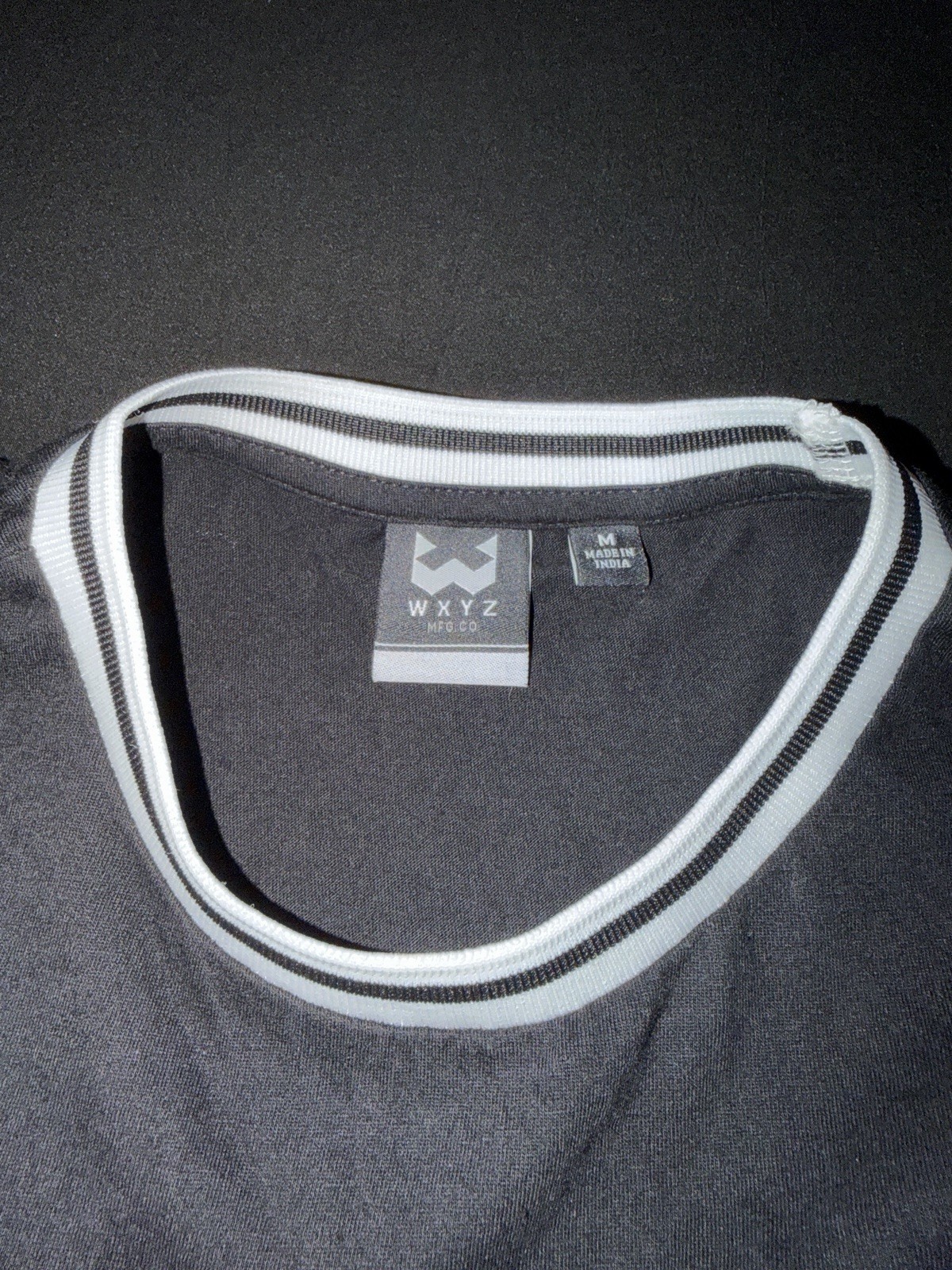 WXYZ MFG.CO Men’s M Black Crew Neck Short Sleeve Solid Logo T-Shirt gallery