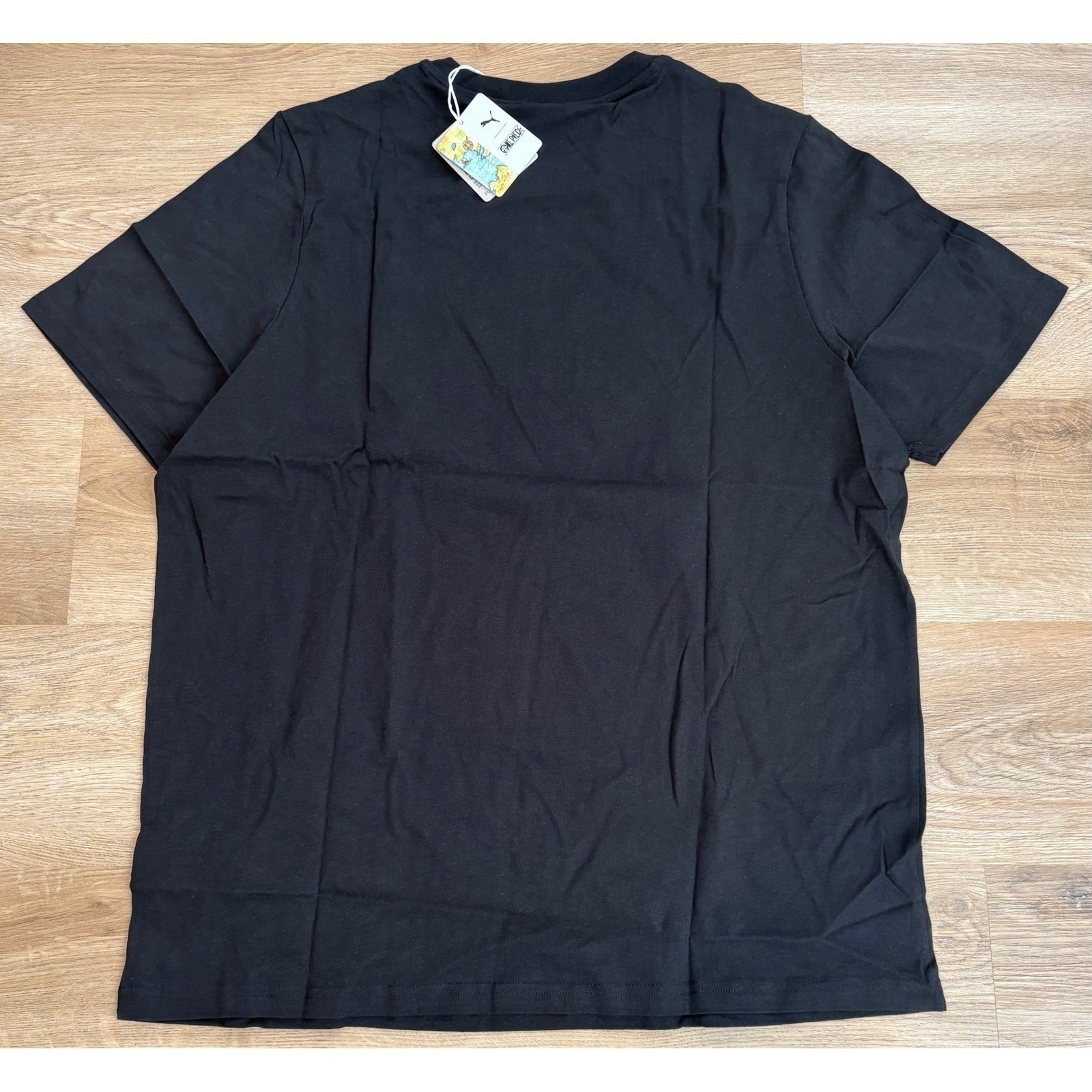 NWT Men's Puma x One Piece Shanks Graphic Tee - Small - Black gallery