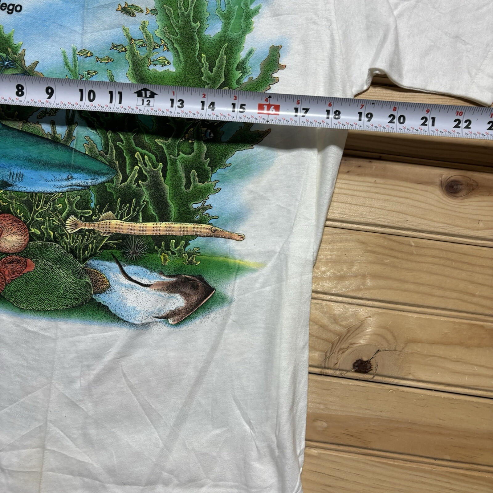 Vintage 80s Sea World San Diego Park Promo Underwater Shirt Size M Deadstock gallery