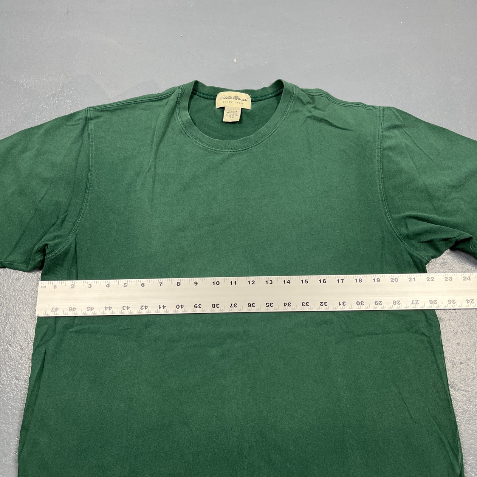 Vintage 90s Eddie Bauer Men’s Tshirt Green Large VTG Gorp Core Casual Outdoors gallery