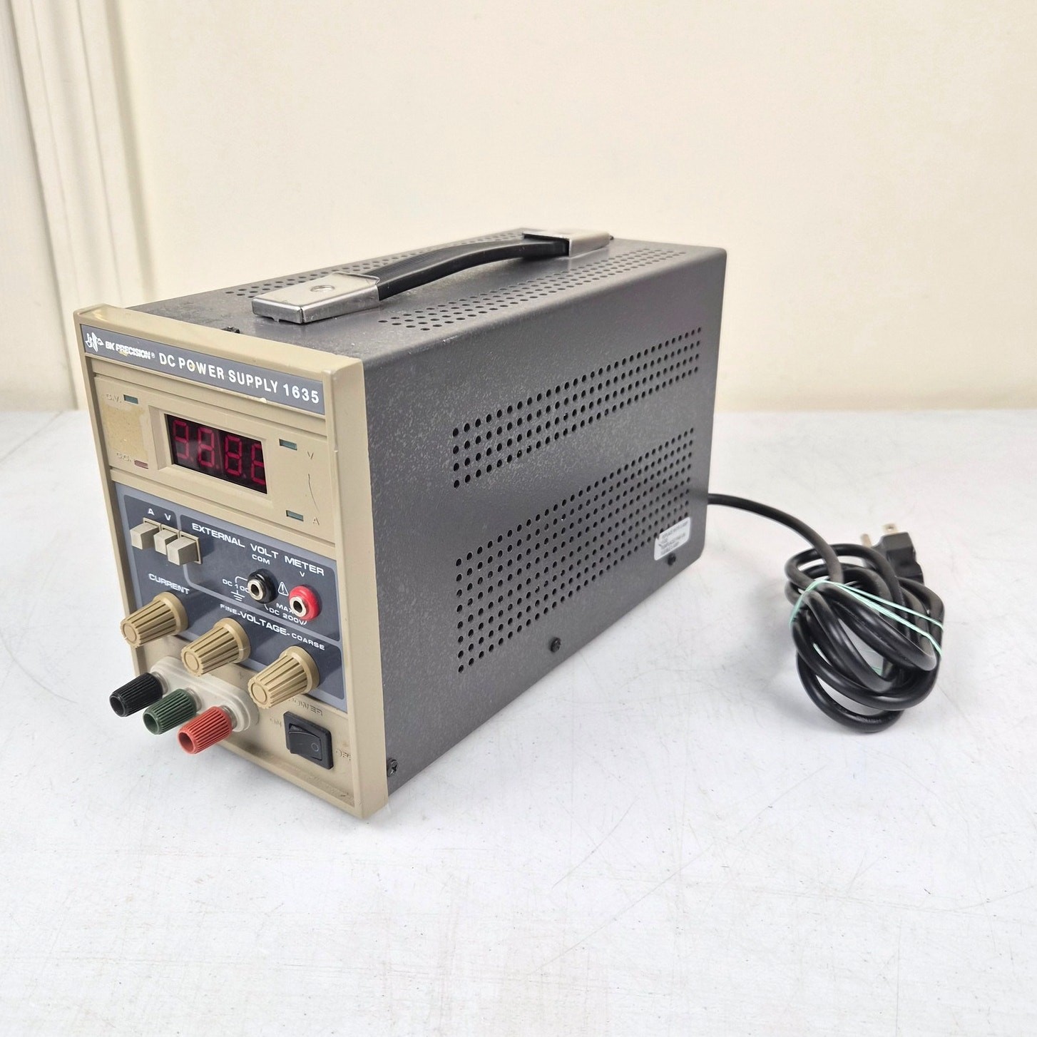 DK Precision DC Power Supply Model 1635 Tested With Multimeter 0-30V 0-3A