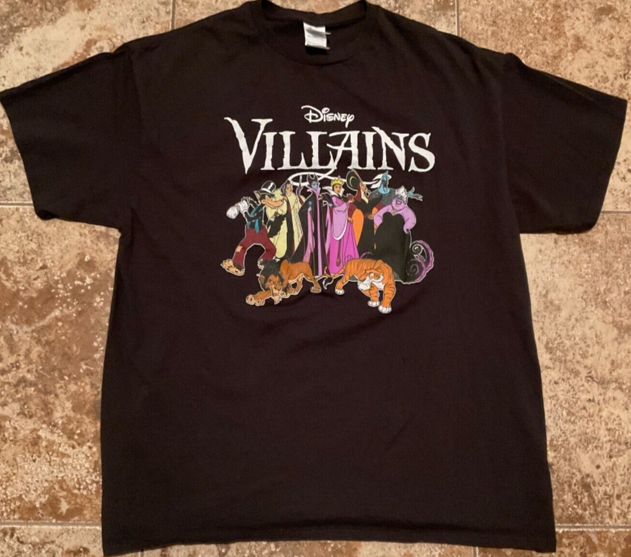 DISNEY VILLAINS GRAPHIC T-SHIRT ( MENS XL ) BLACK PREOWNED