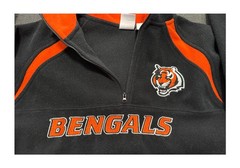 NFL BENGALS LONG SLEEVE/COLLARED NECK/ ZIPPER SWEATSHIRT? SIZE L