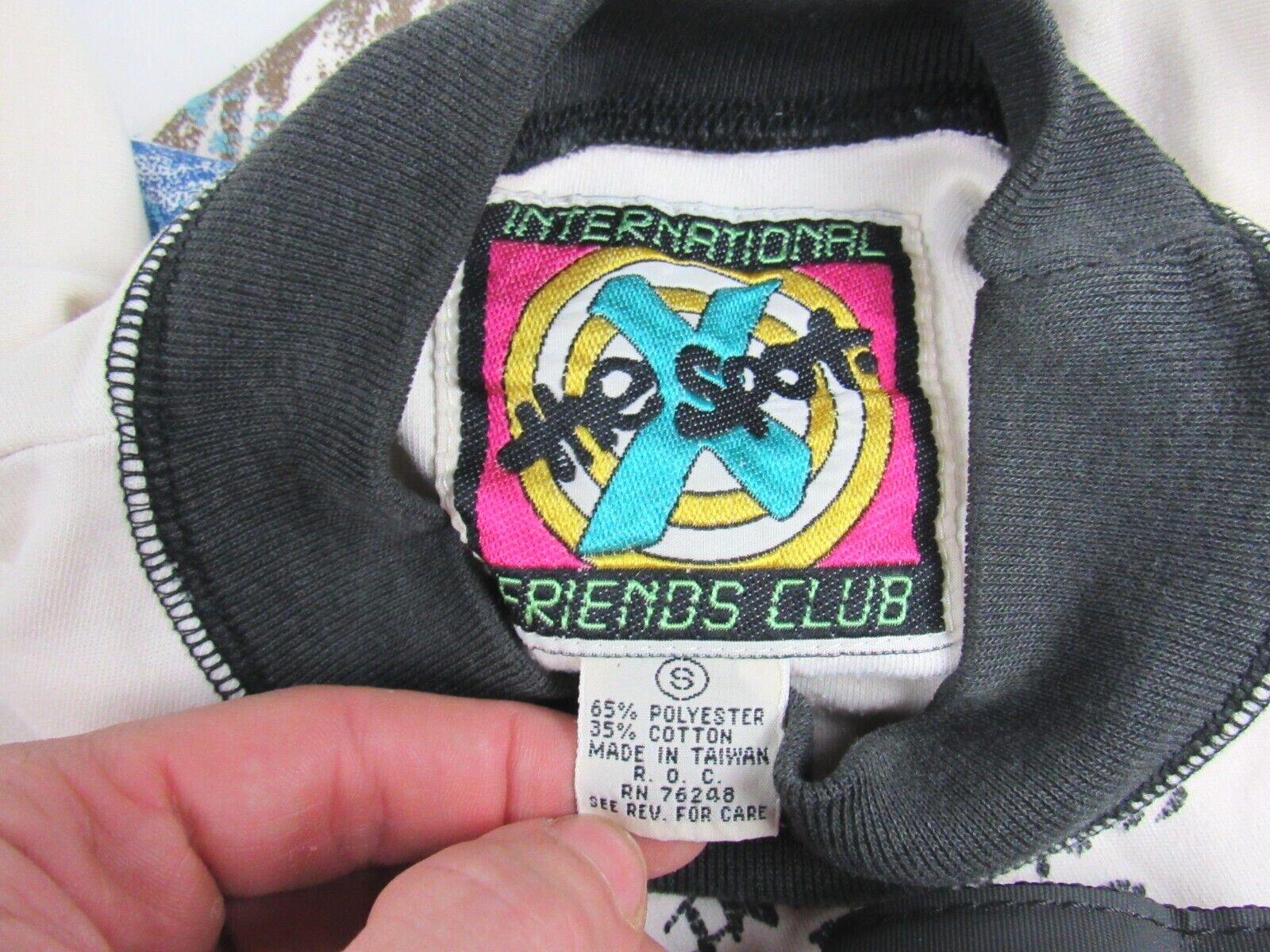 Vtg 80s International Friends Club Color Block T Shirt Hip Hop Earth Art 1980's gallery