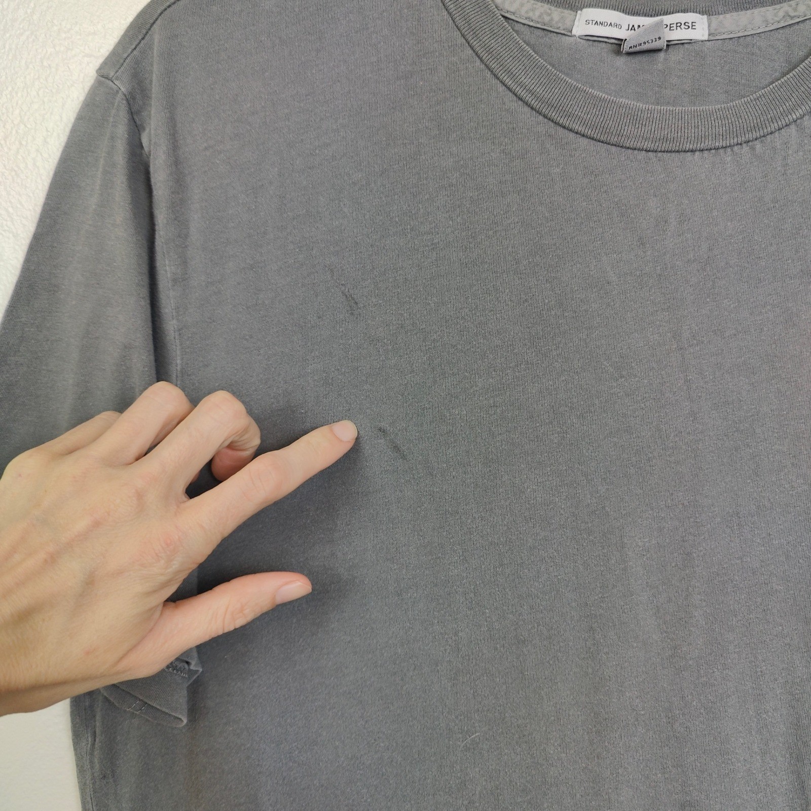 James Perse T-Shirt Mens 2 Medium Grey Hawaii Graphic Crew Neck Combed Cotton gallery