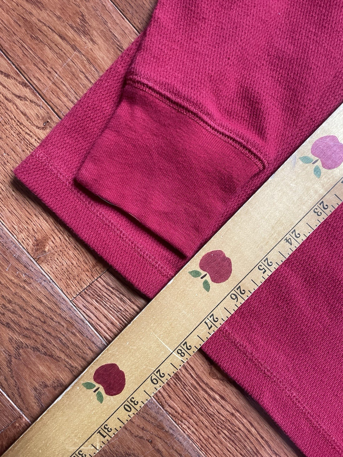 Gap Mens Size Large Red Apple Thermal Waffle Knit Shirt gallery